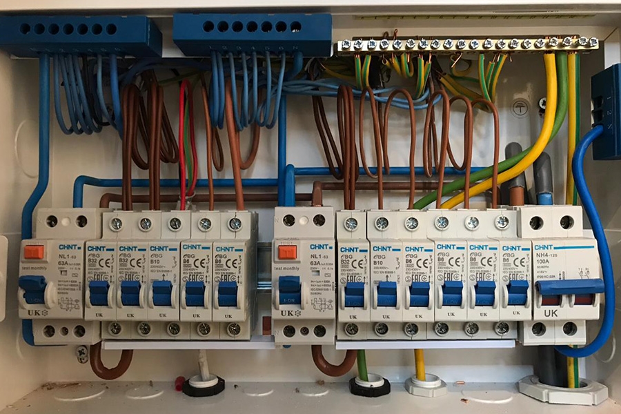 SR Electrician's — Photos 7