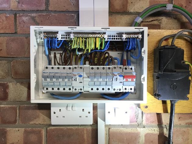SR Electrician's — Photos 6